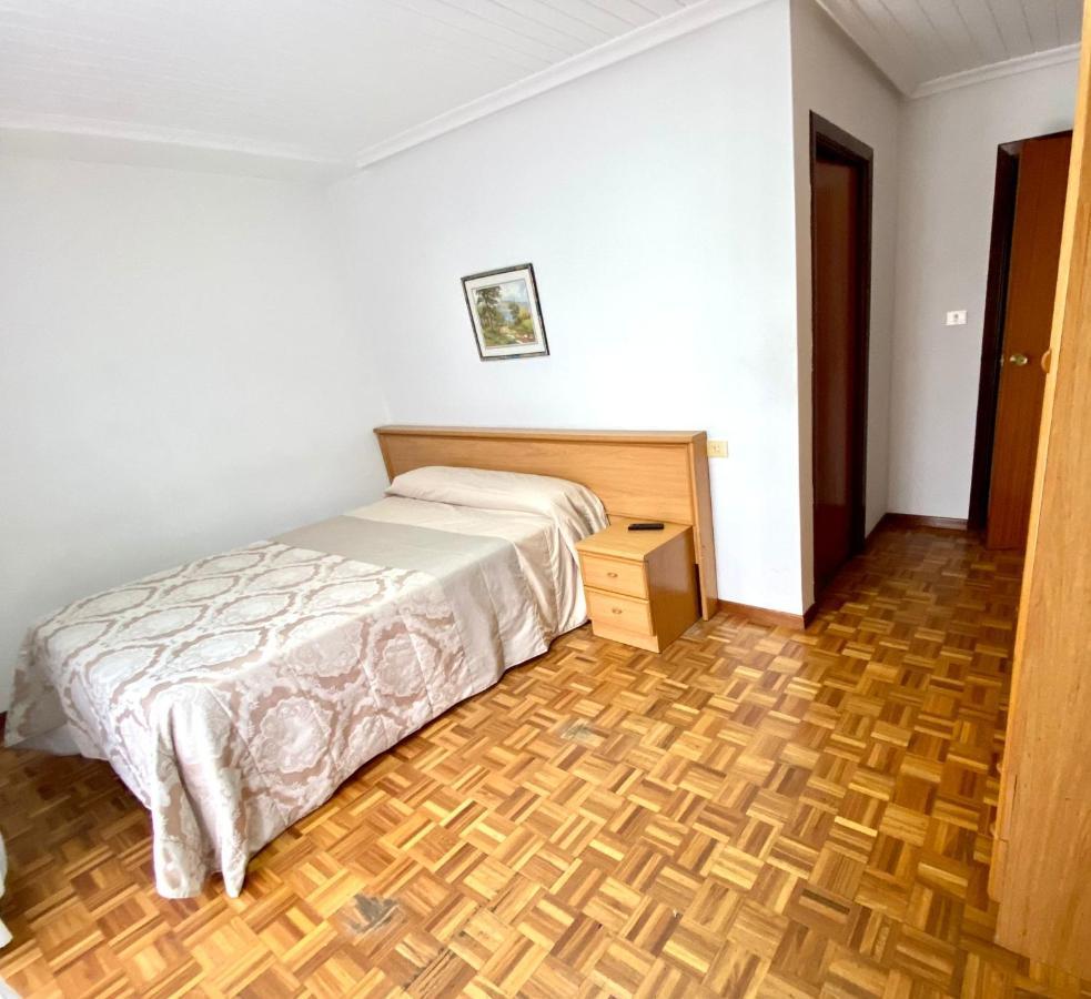 Garden Lodge Hostal Evencio 里瓦达维亚 外观 照片