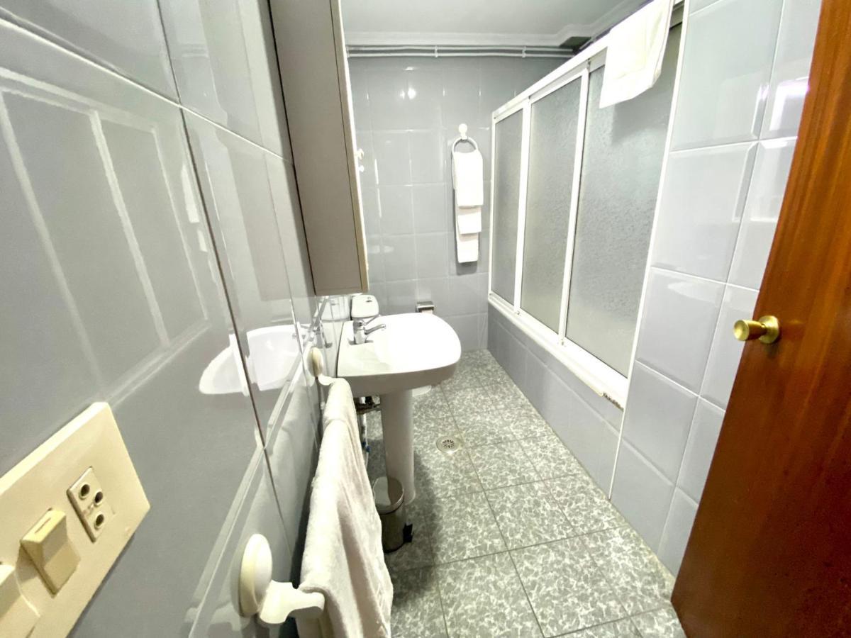 Garden Lodge Hostal Evencio 里瓦达维亚 外观 照片